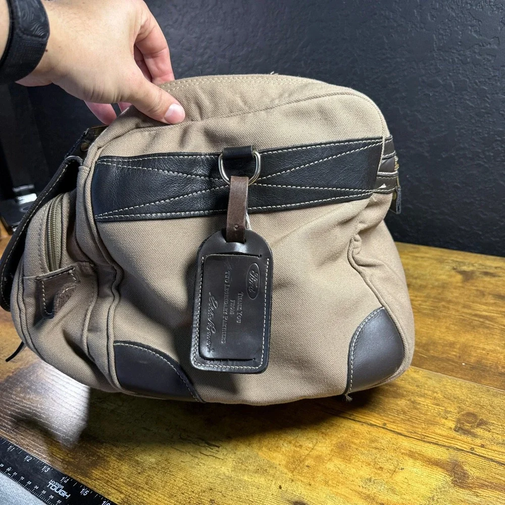 Eddie Bauer Ford Expedition Brown Canvas Leather Trim Duffel Bag Unisex OS